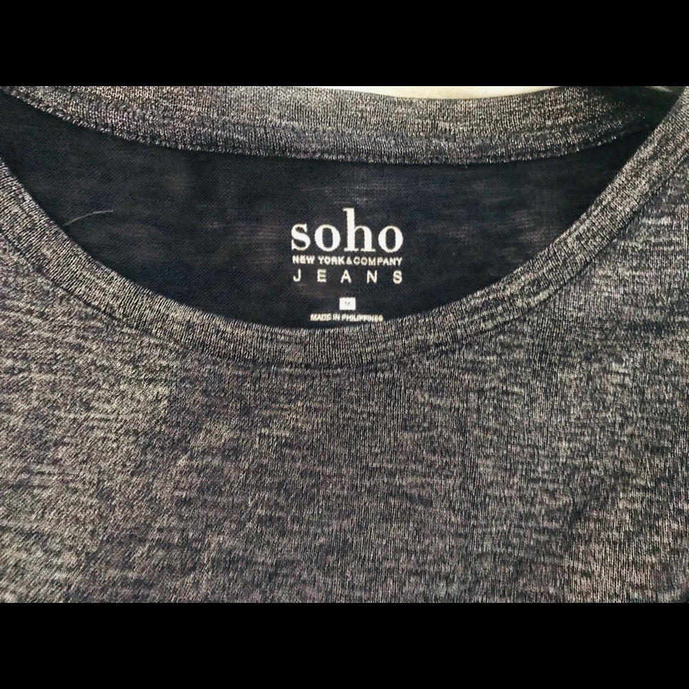 NWT Soho NY&Co Metallic Short Sleeve Top - Picture 6 of 6